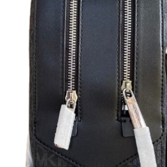 Authentic Michael kors bookbag purse main image 6